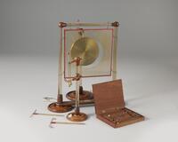 FK 0484
          <br/>
          Elektrometers naar Jean-André de Luc
          <br/>
          <em>Haas, J.B.</em>